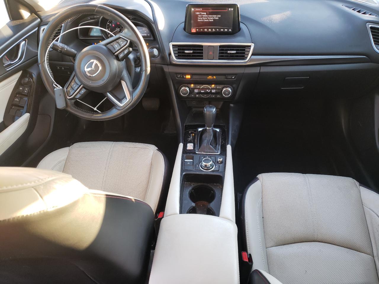 2017 Mazda 3 - Image 8