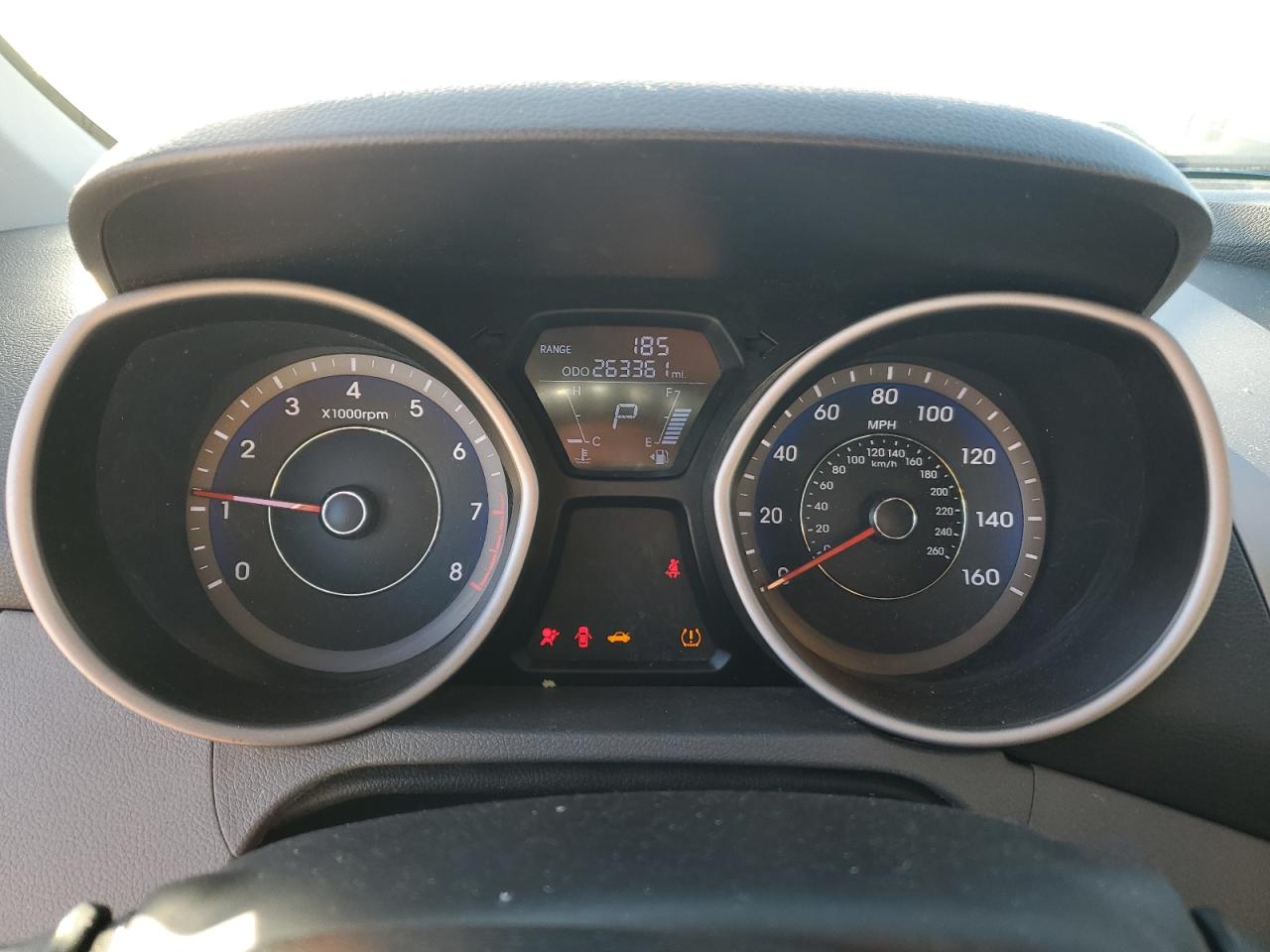 2012 Hyundai Elantra - Image 9