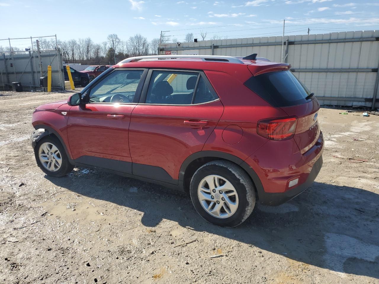 2020 Hyundai Venue - Image 2