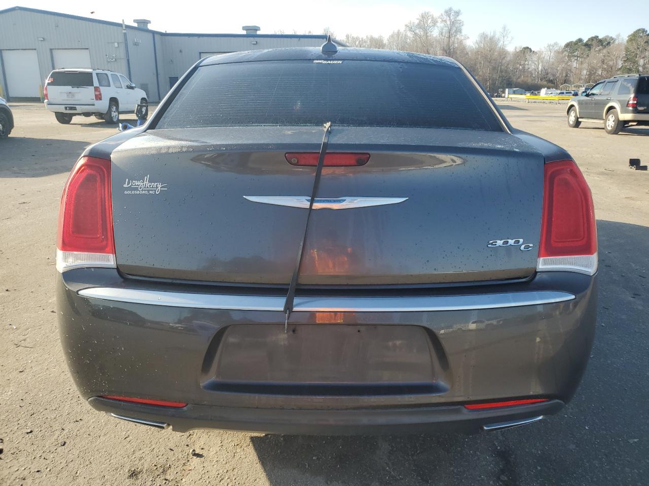 2017 Chrysler 300 - Image 6