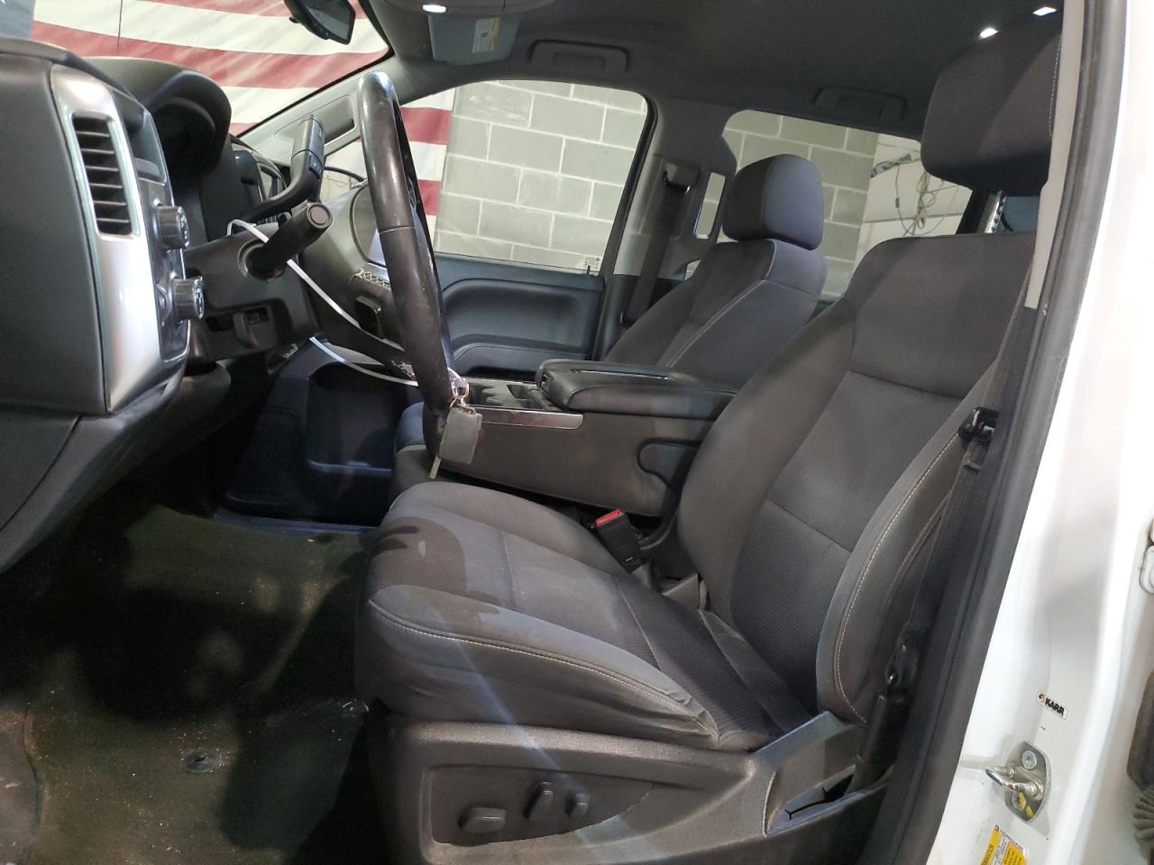 2018 Chevrolet Silverado - Image 7