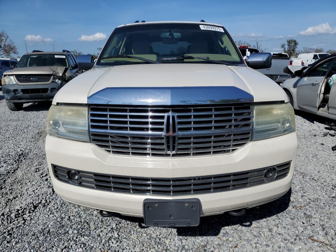 2008 Lincoln Navigator - Image 5