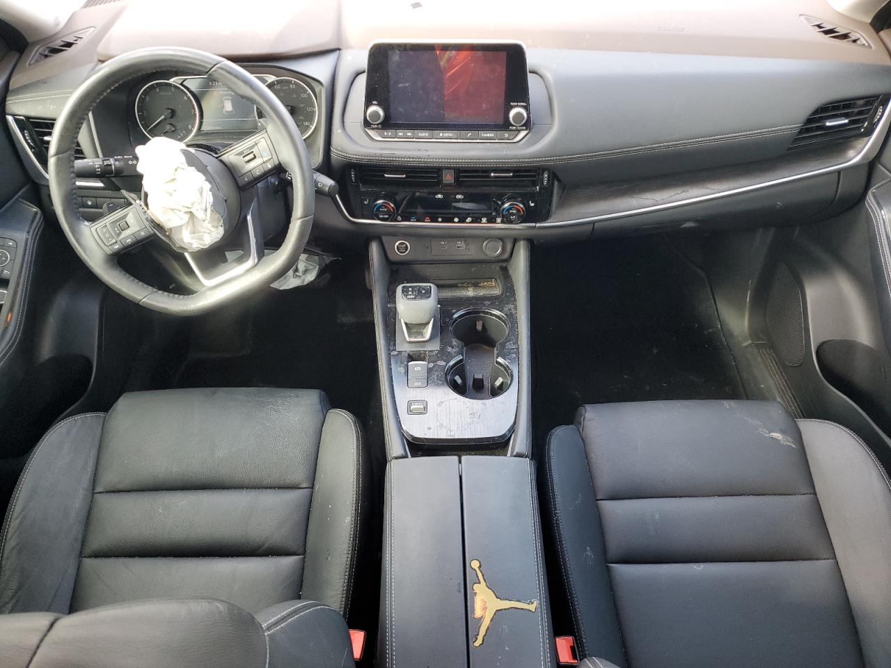 2021 Nissan Rogue - Image 8