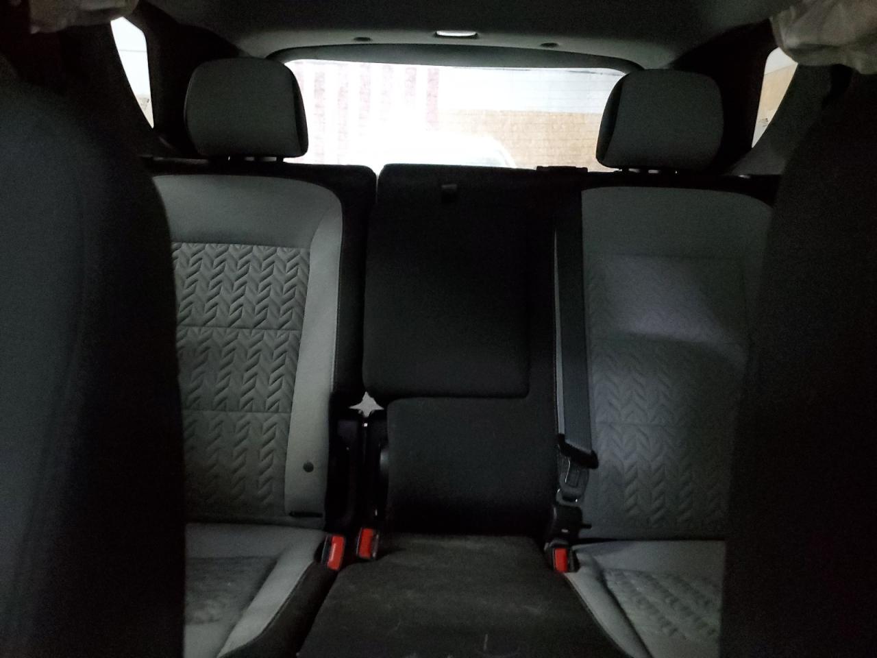 2023 Chevrolet Equinox - Image 10