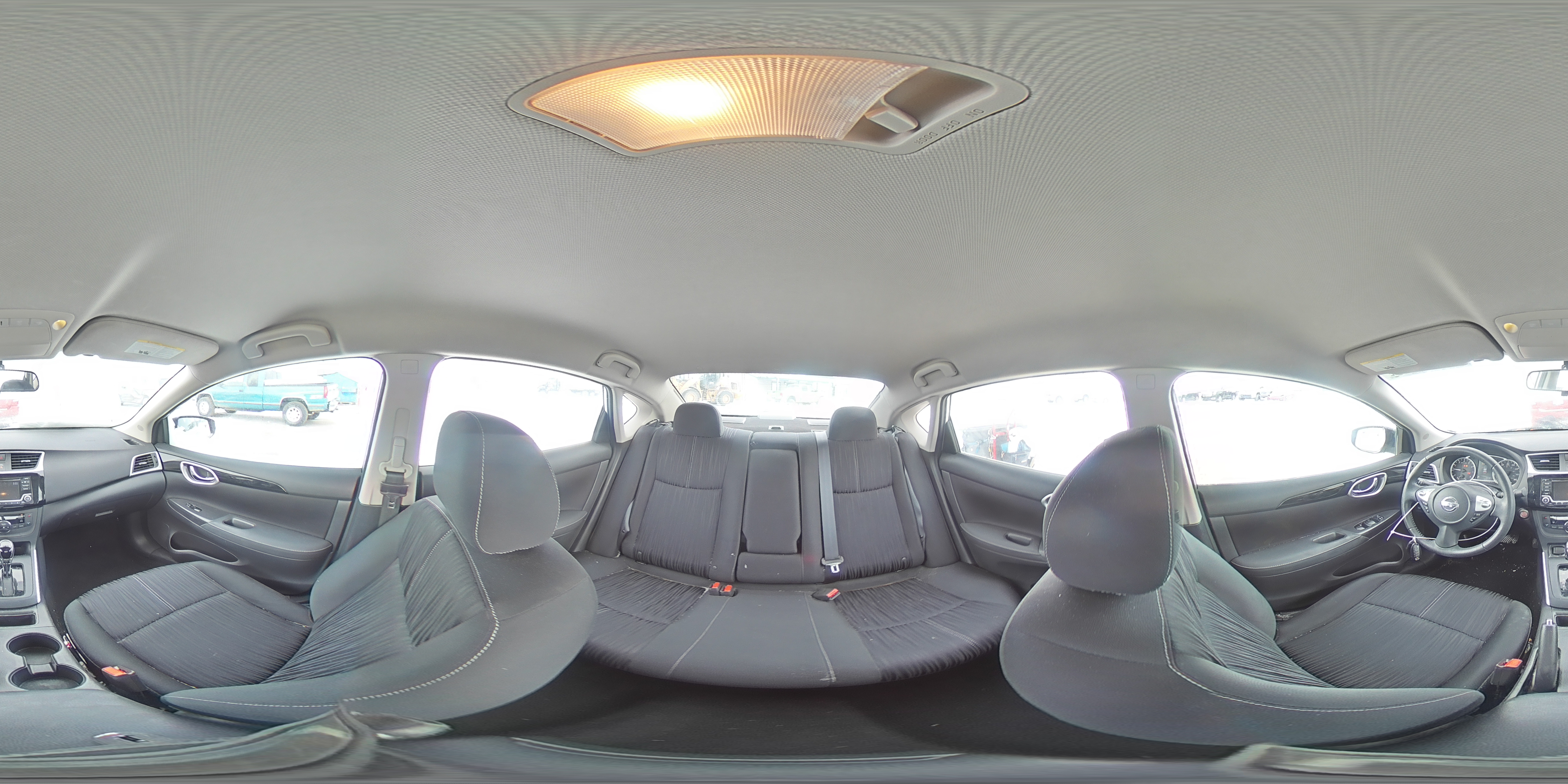 2018 Nissan Sentra - Image 13