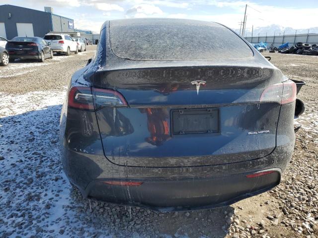  TESLA MODEL Y 2024 Gray