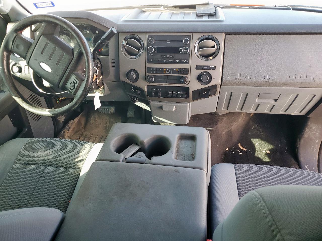 2011 Ford F350 - Image 8