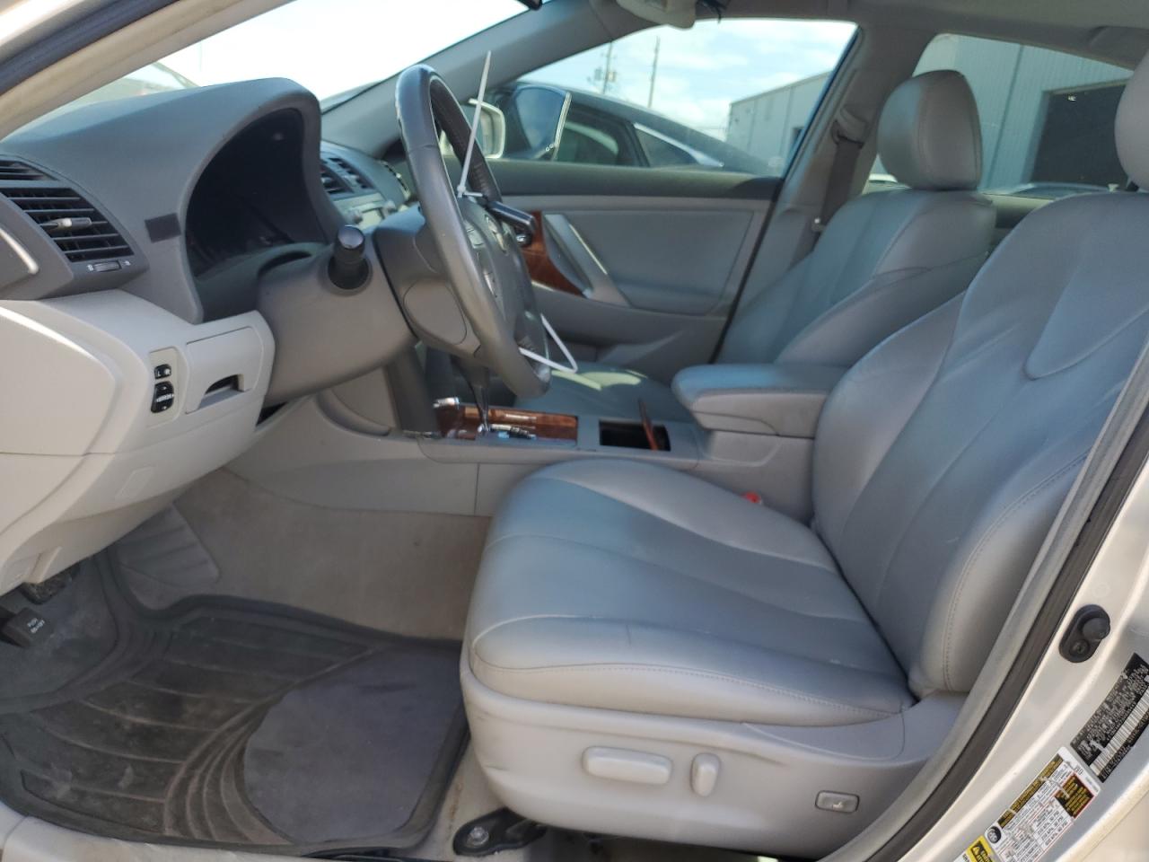 2009 Toyota Camry - Image 7