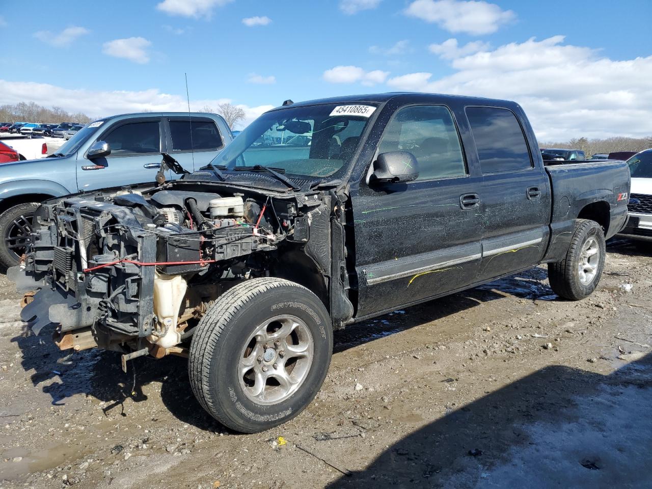 2004 Chevrolet Silverado - Image 1