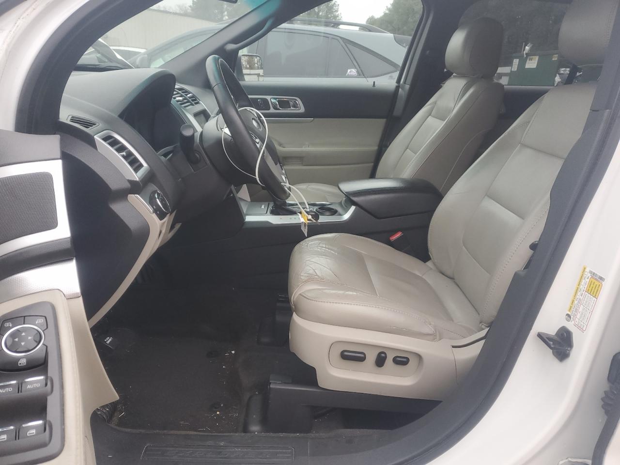 2011 Ford Explorer - Image 7
