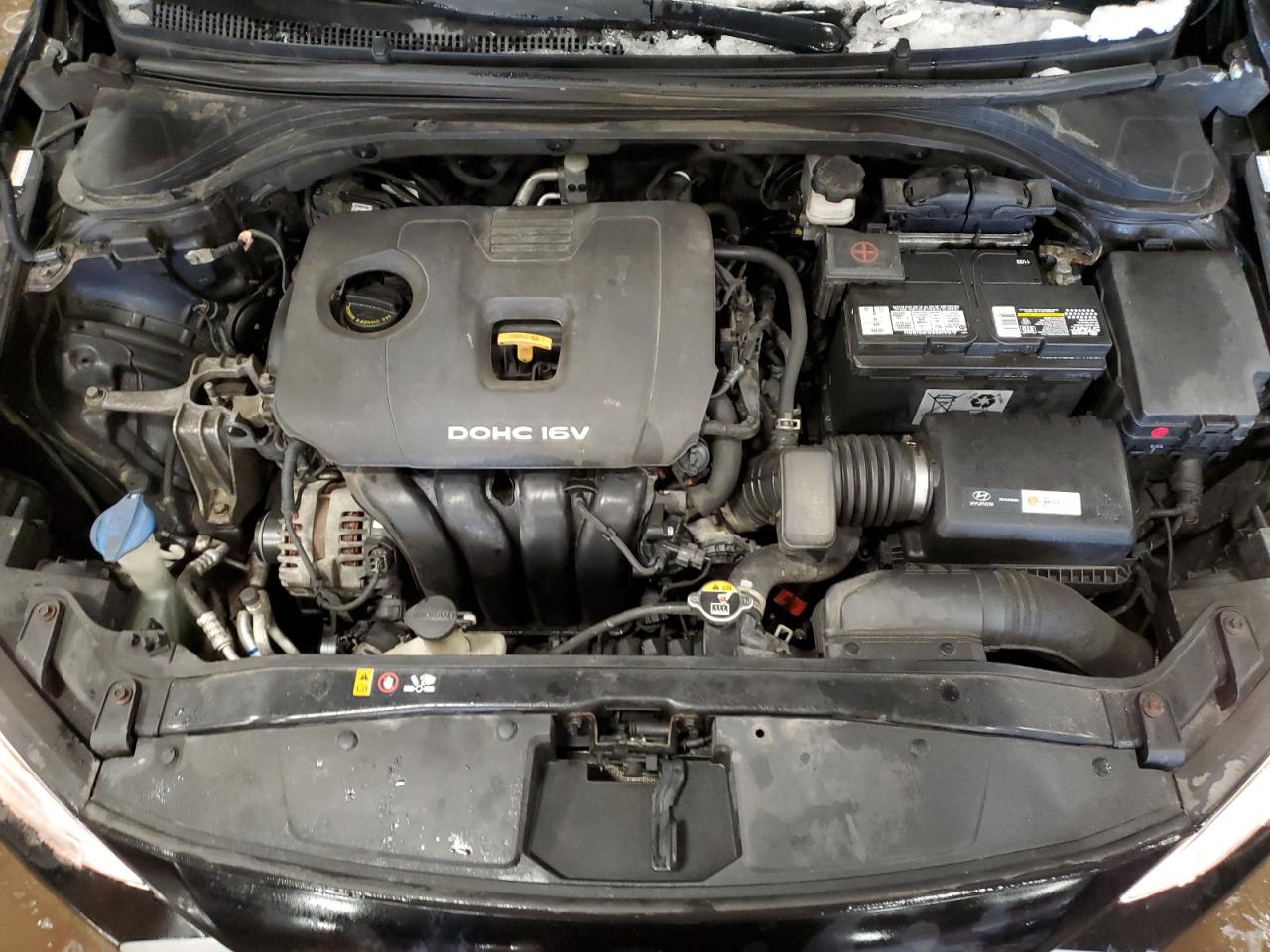 2017 Hyundai Elantra - Image 11