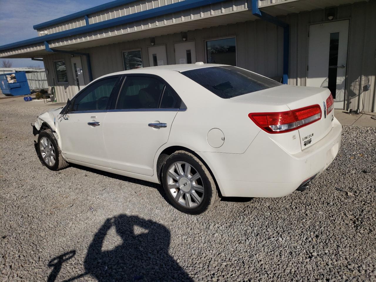 2012 Lincoln MKZ - Image 2