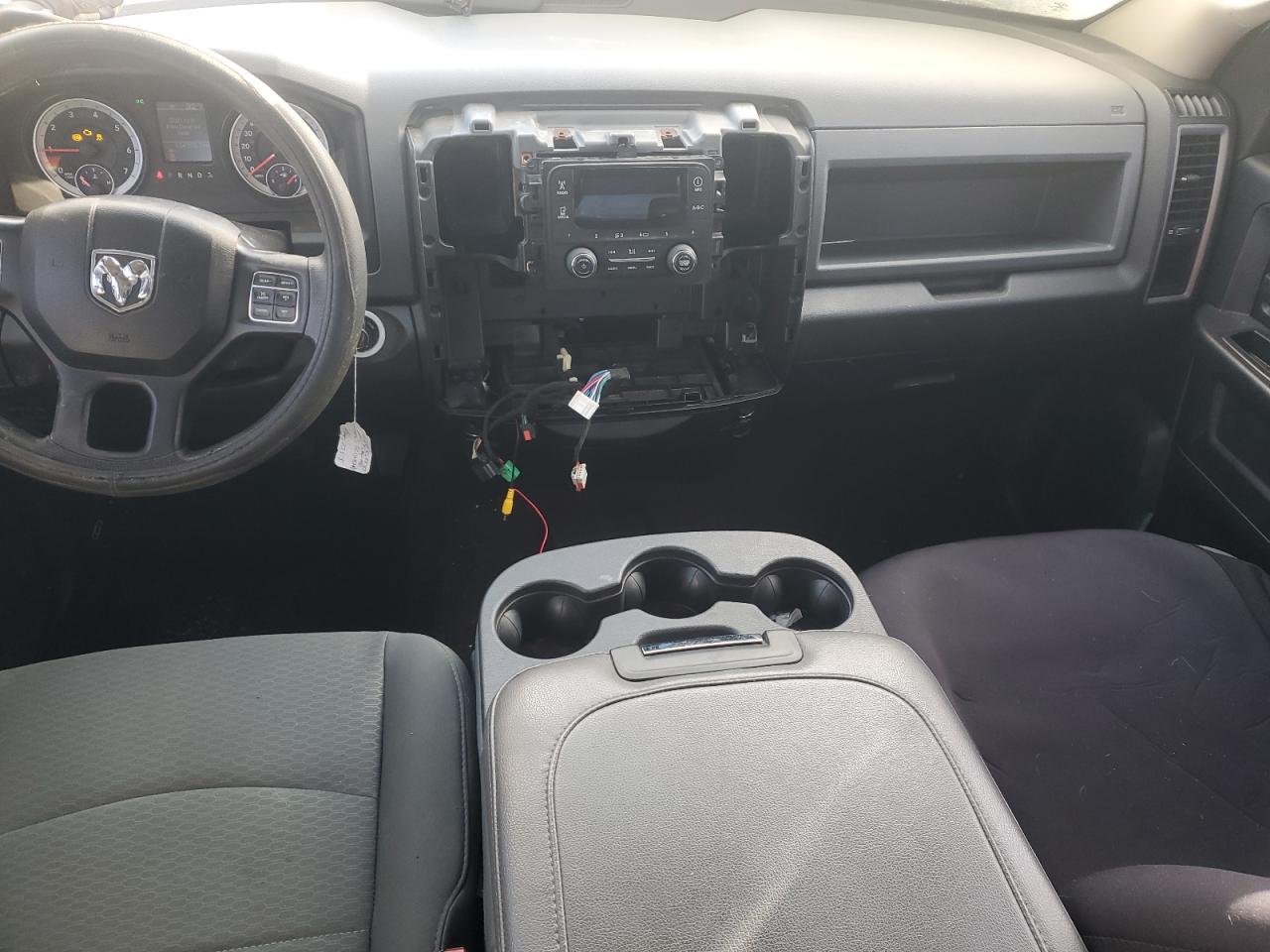 2015 RAM 1500 - Image 8