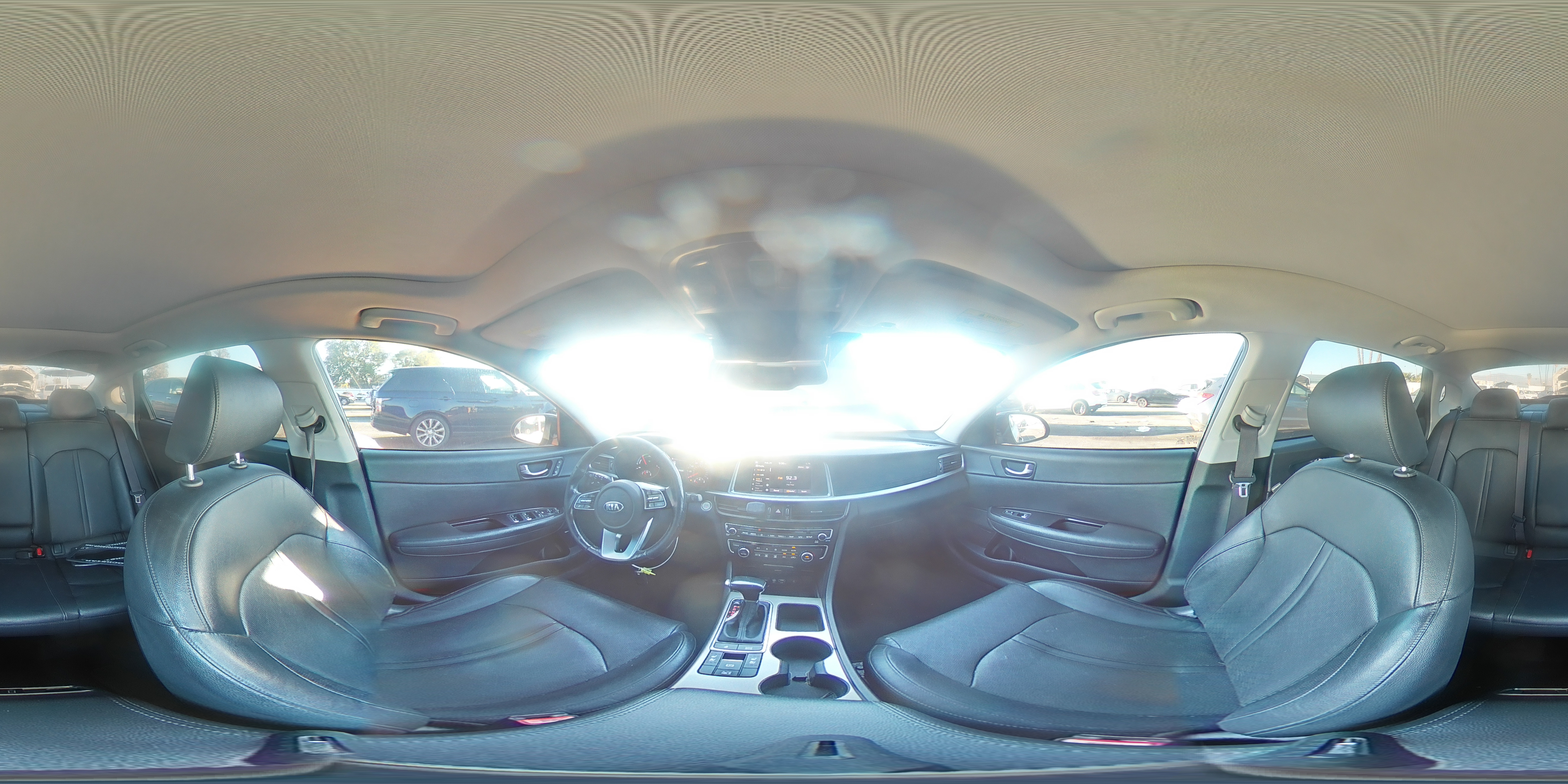 2020 Kia Optima - Image 13