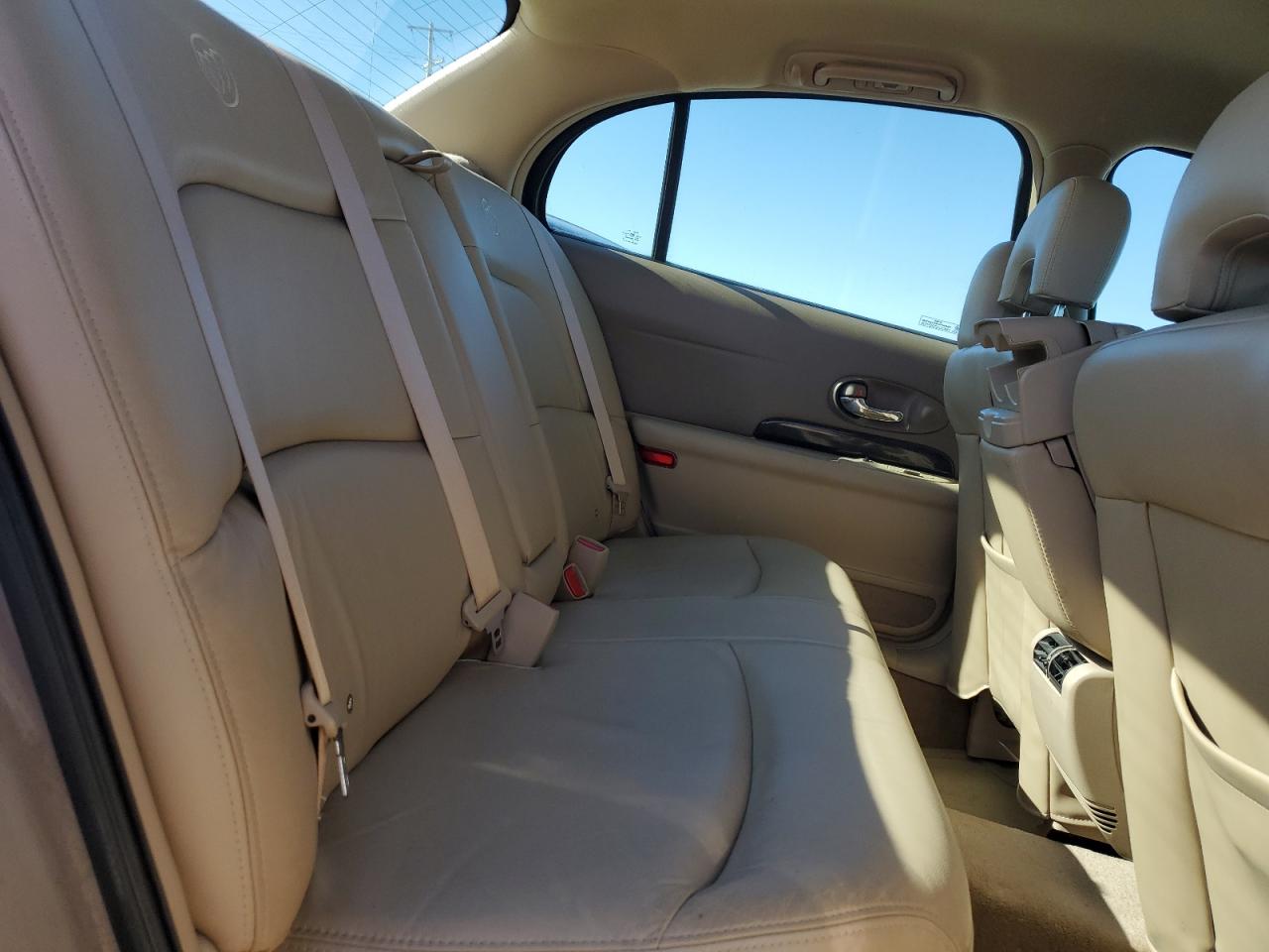 2004 Buick LeSabre - Image 10