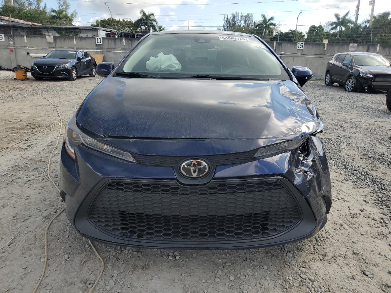 2022 Toyota Corolla - Image 5