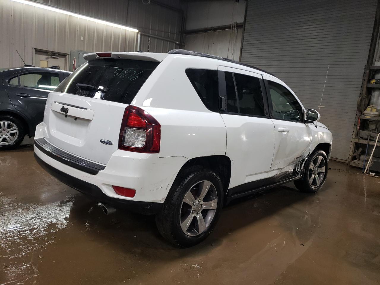 2017 Jeep Compass - Image 3