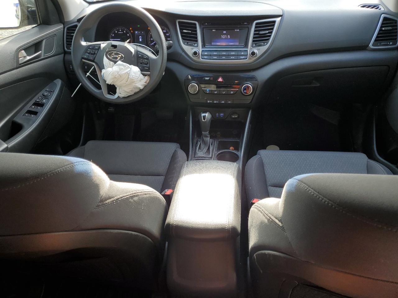 2017 Hyundai Tucson - Image 8