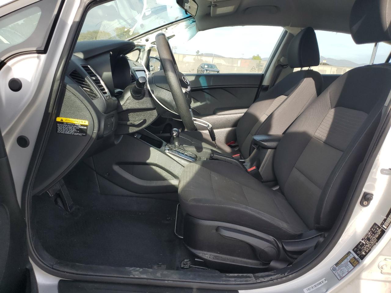 2018 Kia Forte - Image 7