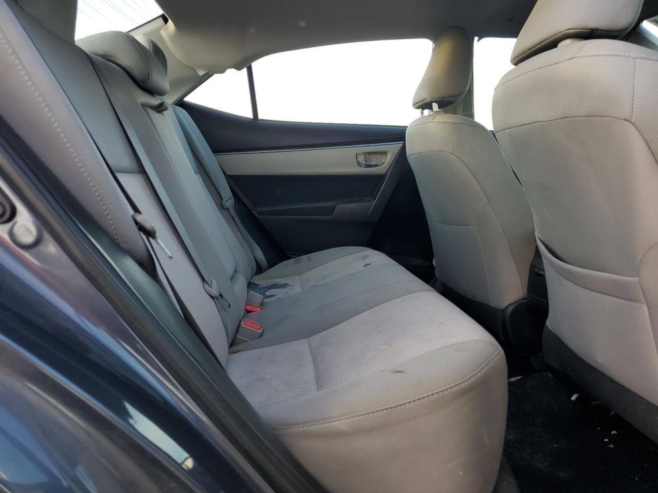 2015 Toyota Corolla - Image 11