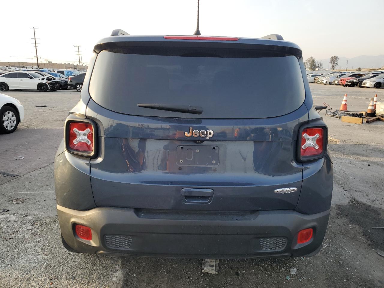 2021 Jeep Renegade - Image 6