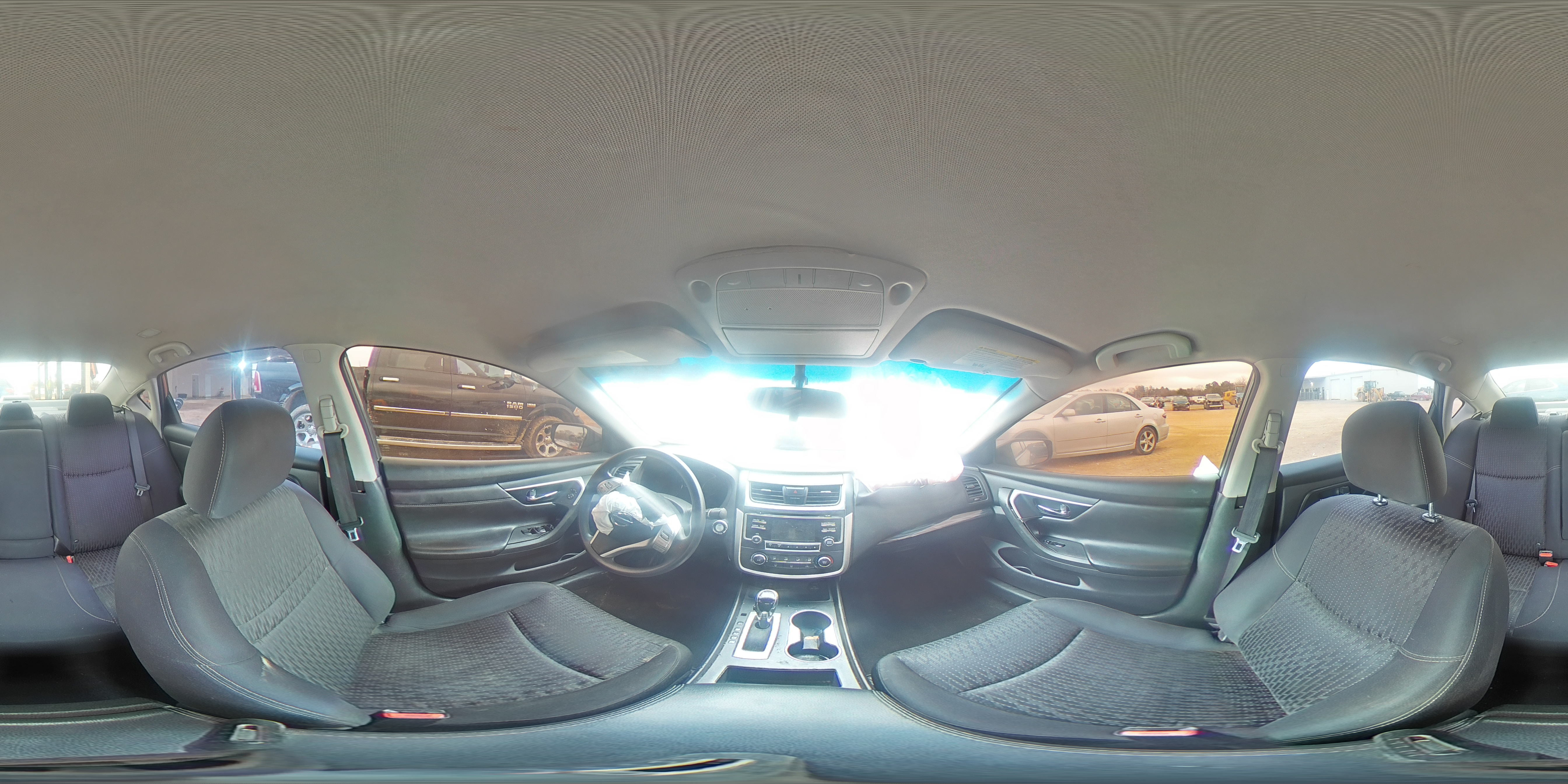 2016 Nissan Altima - Image 12