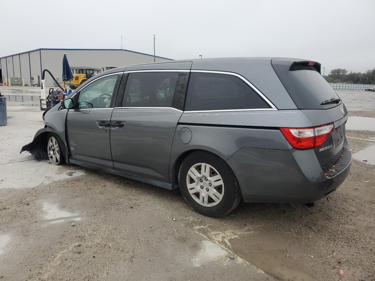 2013 Honda Odyssey - Image 2