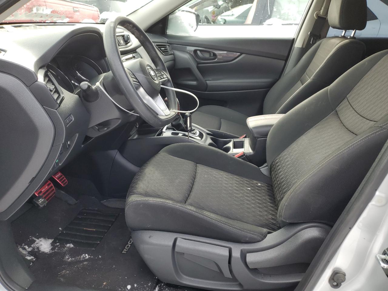 2019 Nissan Rogue - Image 7
