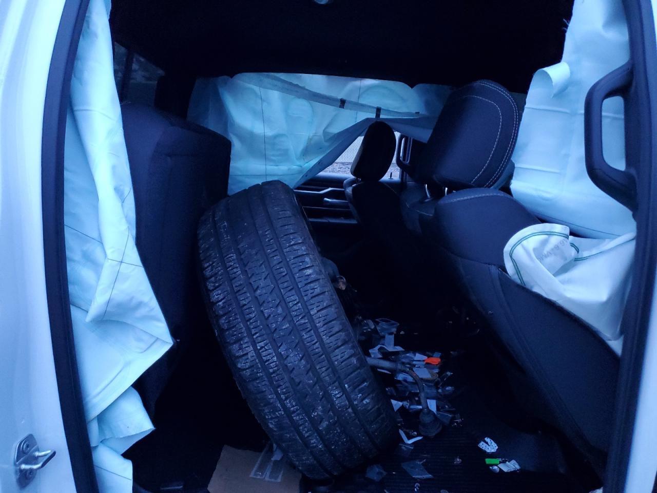 2019 RAM 1500 - Image 10