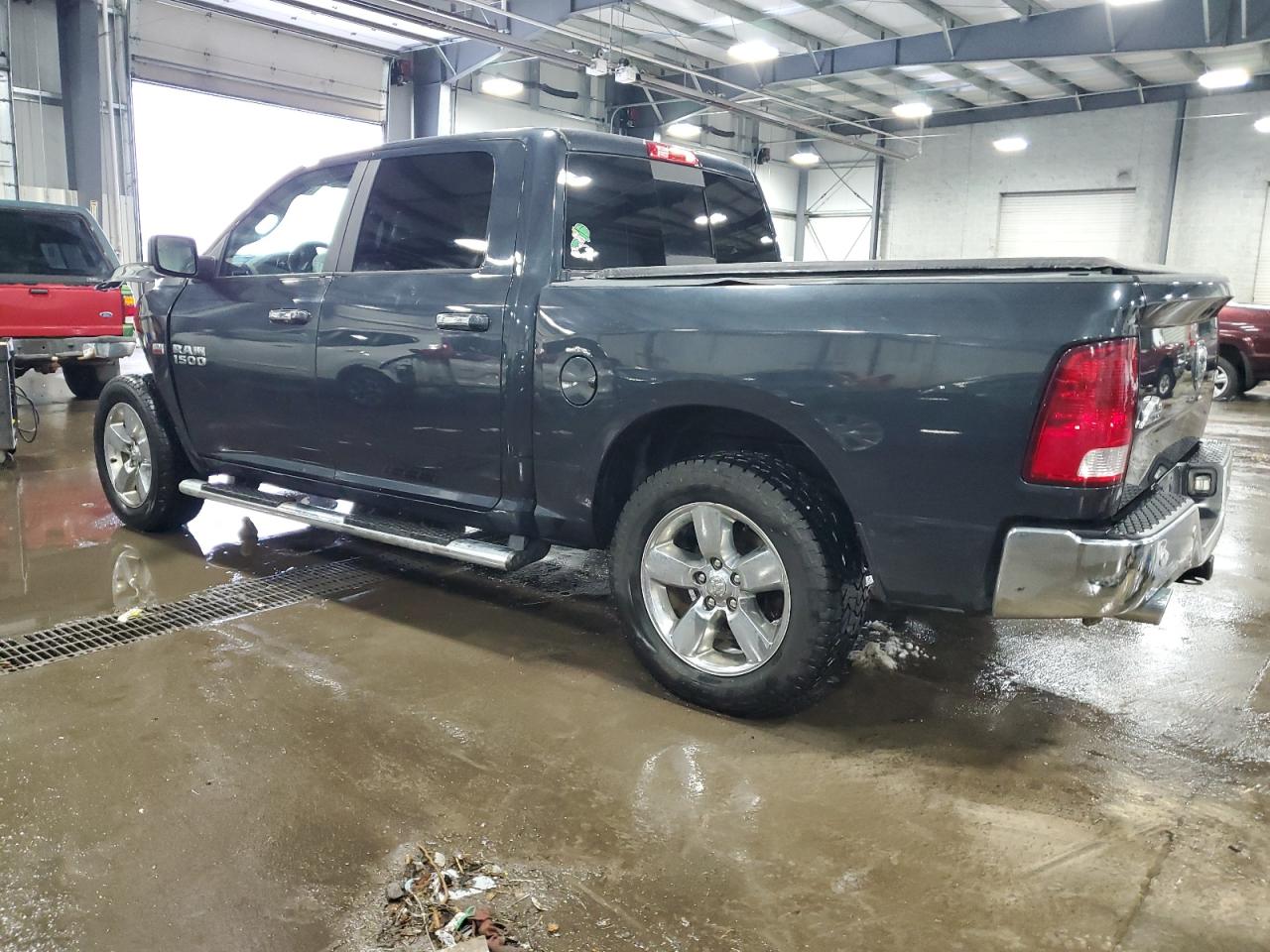2018 RAM 1500 - Image 2