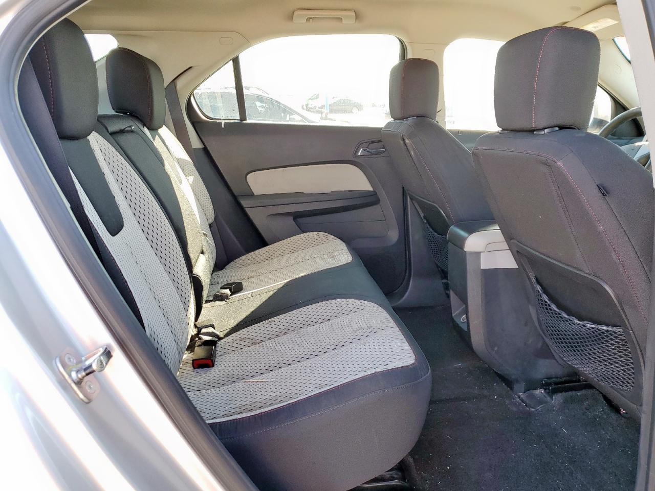 2011 Chevrolet Equinox - Image 11