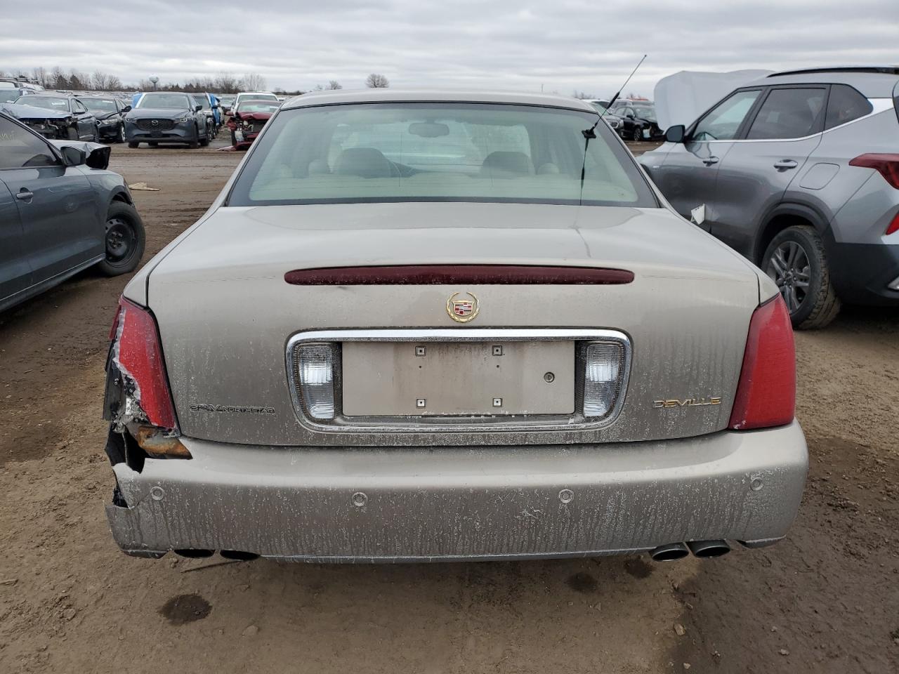 2003 Cadillac De Ville - Image 6