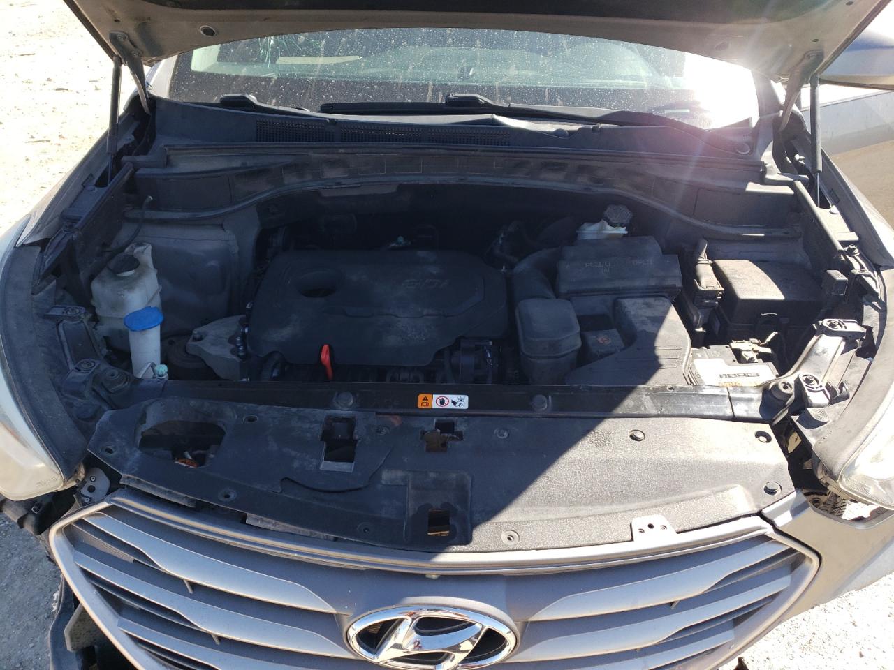 2018 Hyundai Santa Fe - Image 14