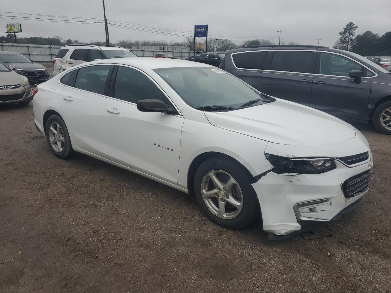 2017 Chevrolet Malibu - Image 4