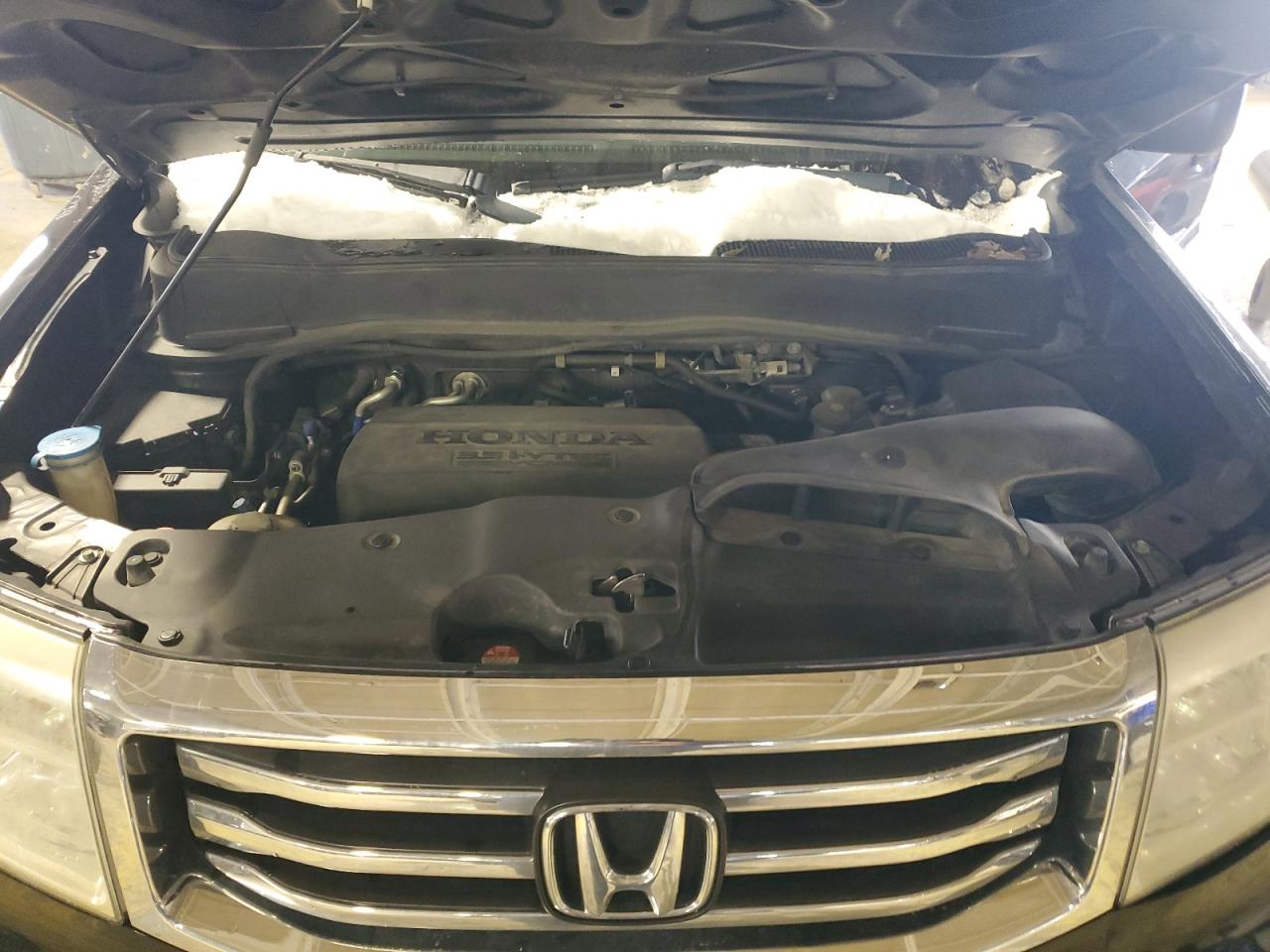 2015 Honda Pilot - Image 13