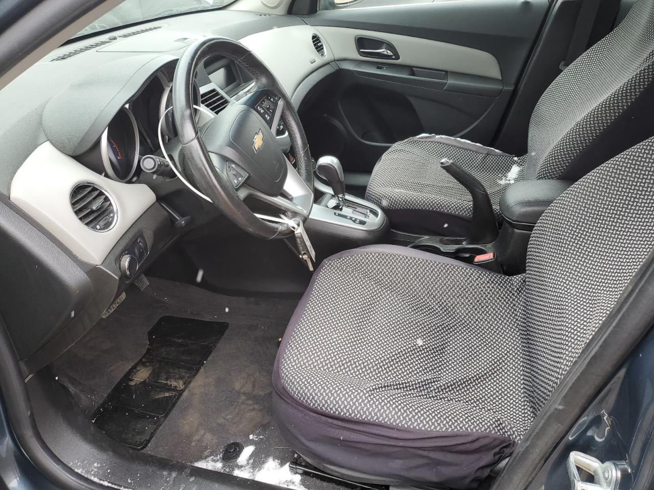 2012 Chevrolet Cruze - Image 7