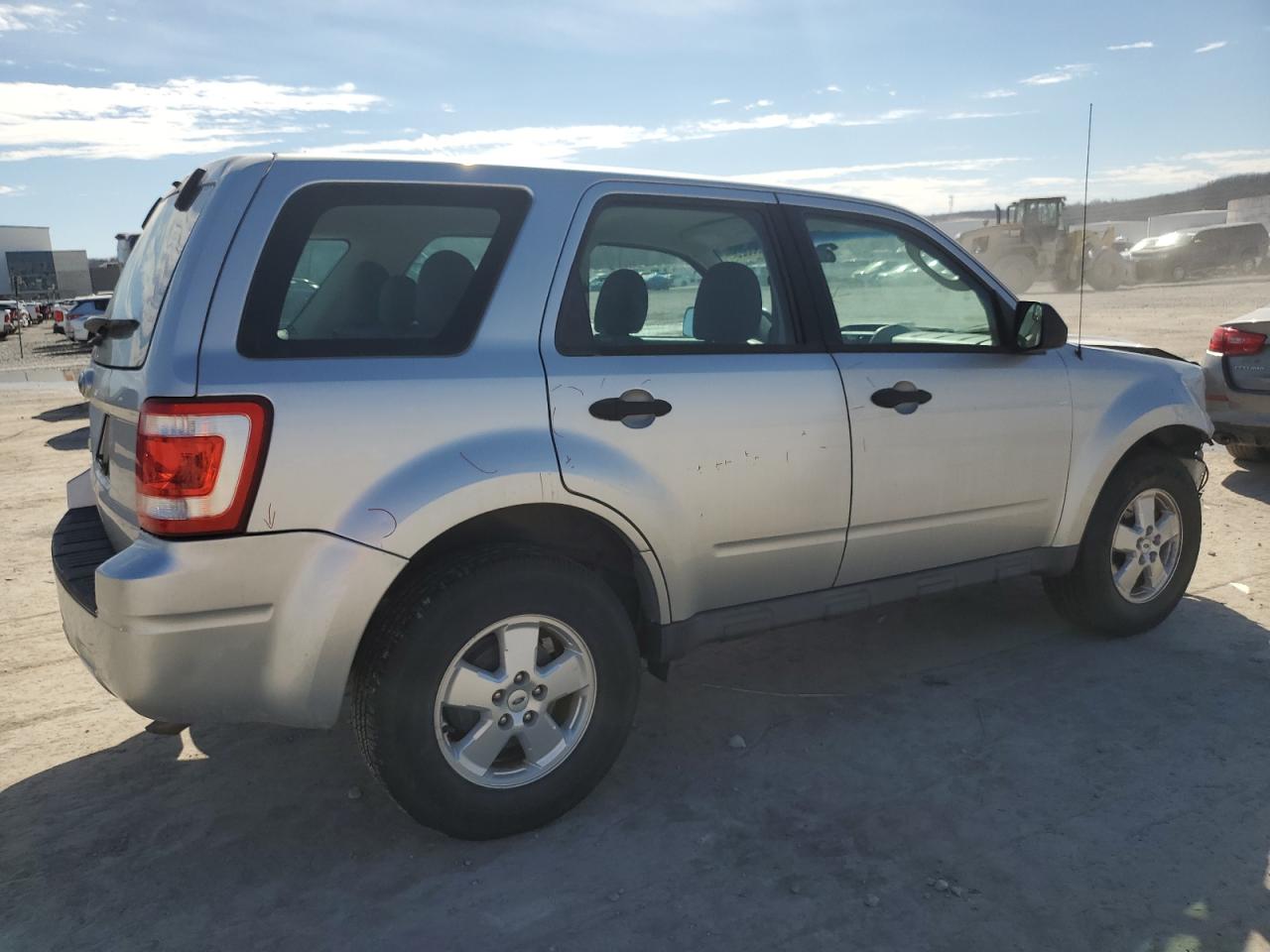 2012 Ford Escape - Image 3