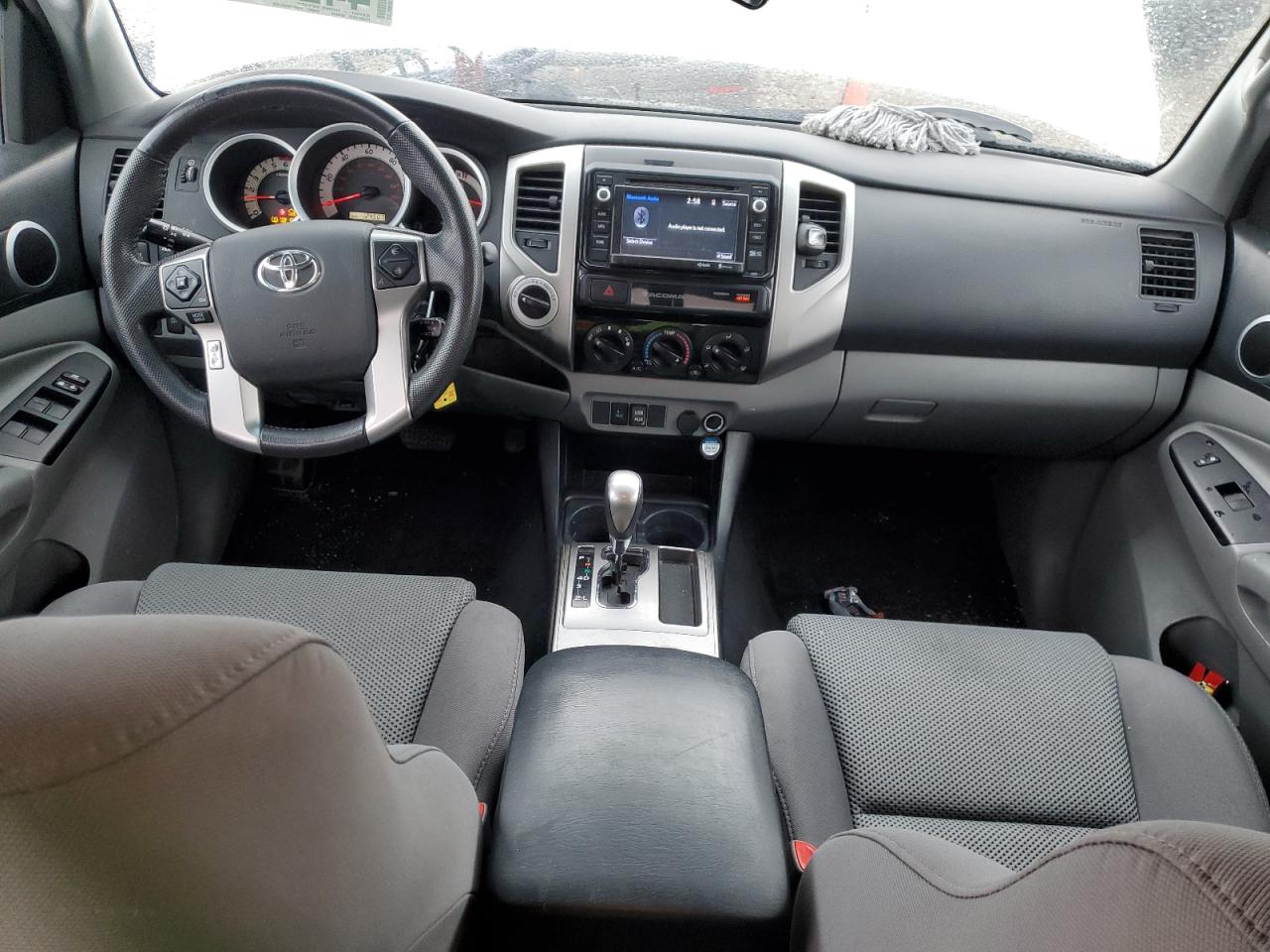 2015 Toyota Tacoma - Image 8