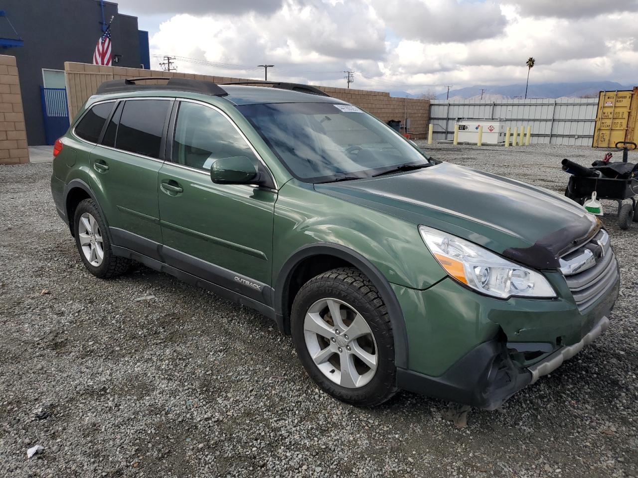 2014 Subaru Outback - Image 4
