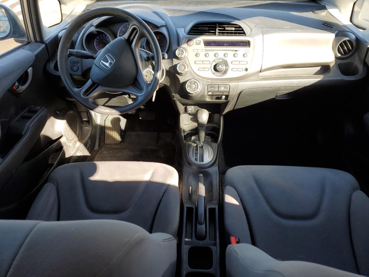 2010 Honda Fit - Image 8