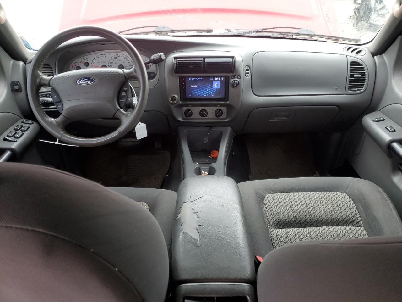 2005 Ford Explorer - Image 8