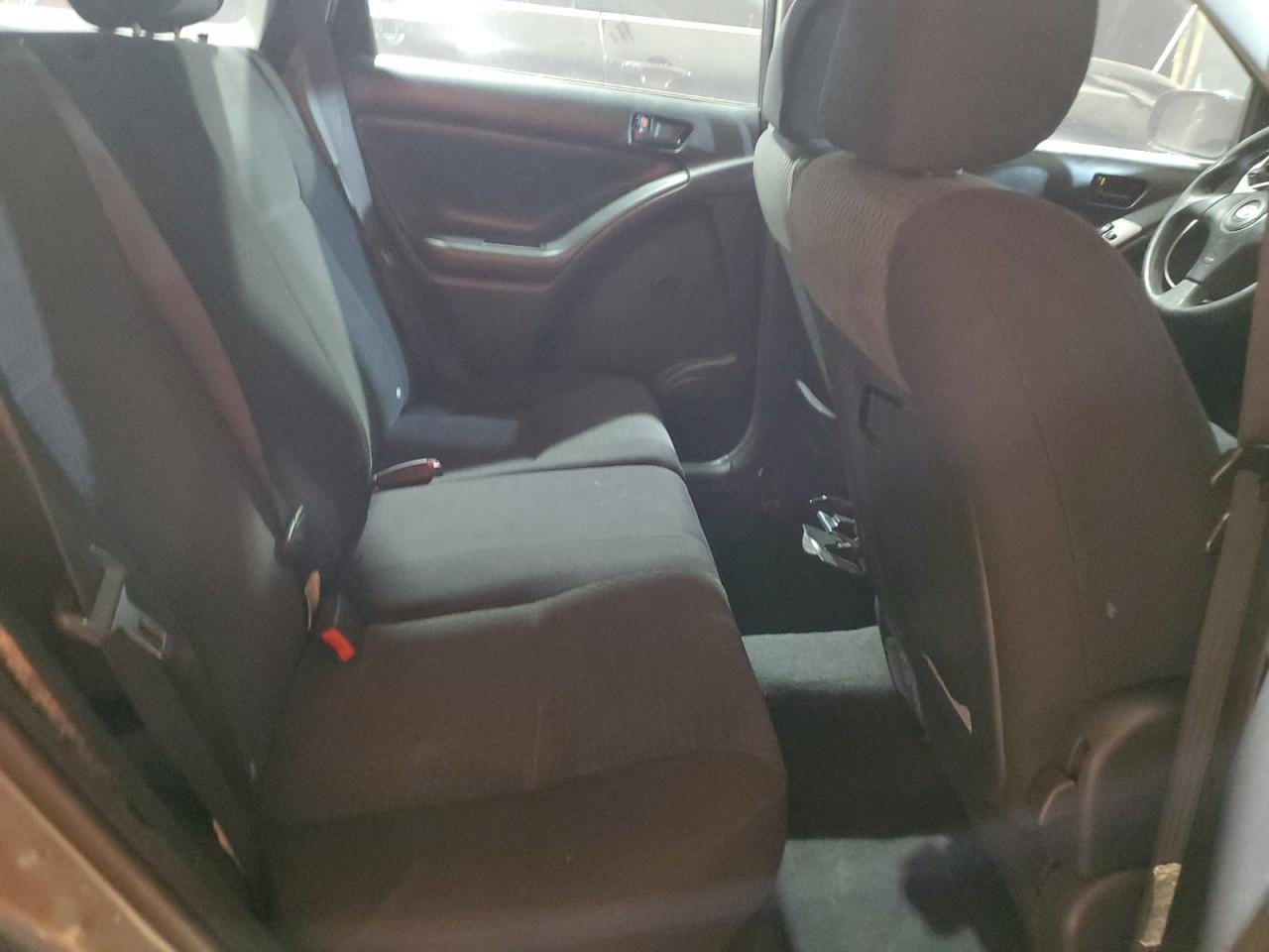 2008 Toyota Matrix - Image 10