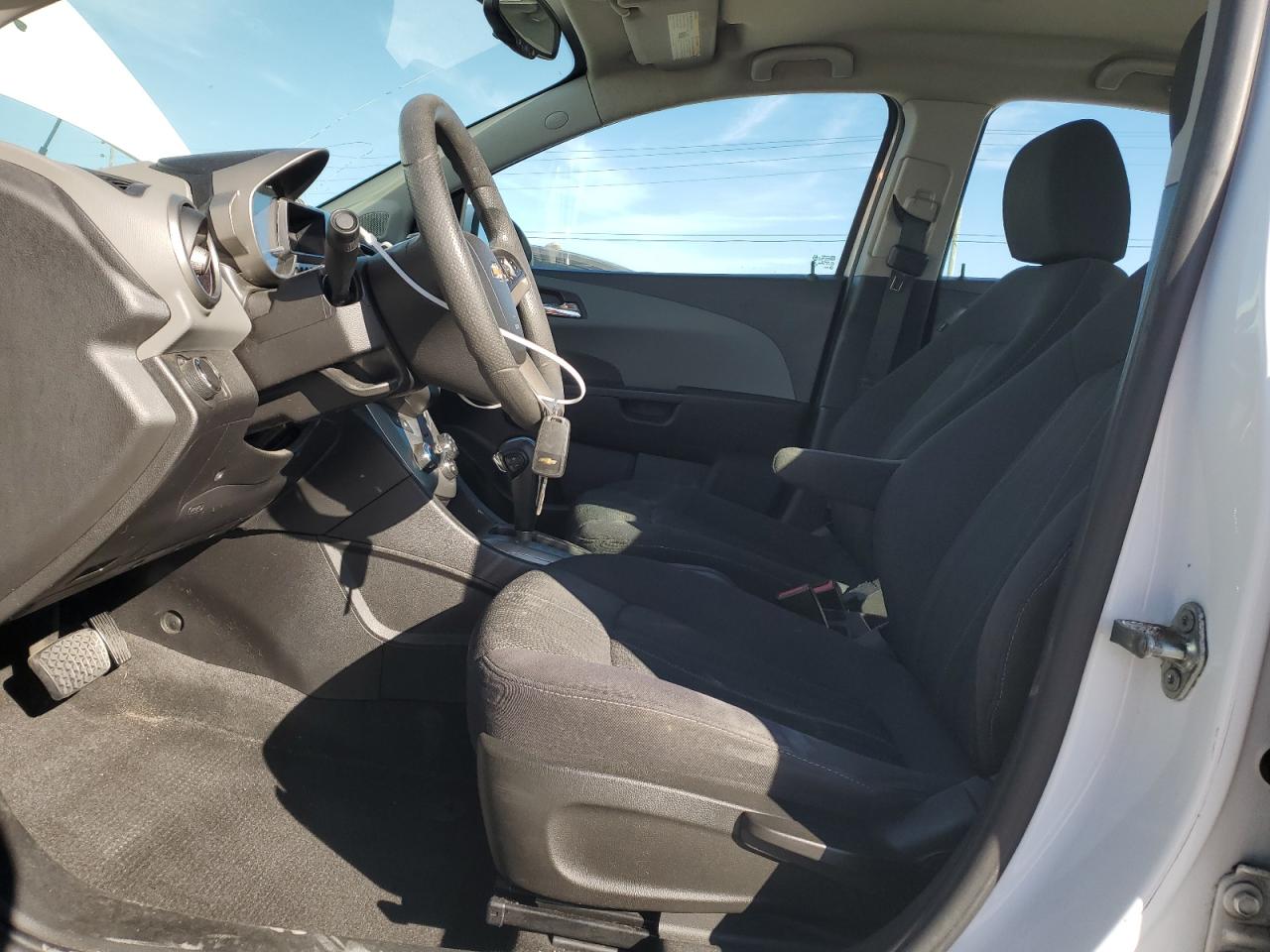 2014 Chevrolet Sonic - Image 7