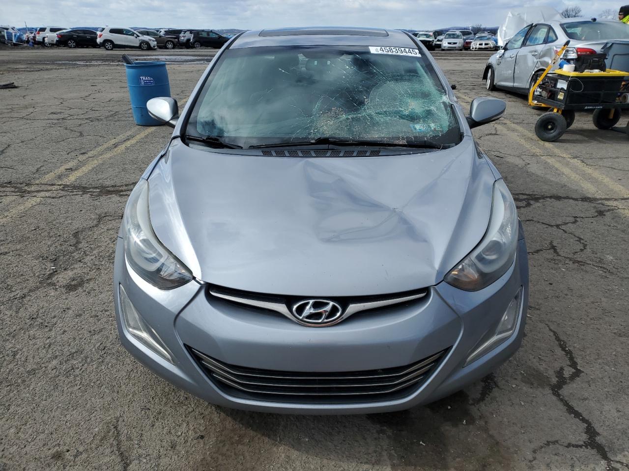 2015 Hyundai Elantra - Image 5