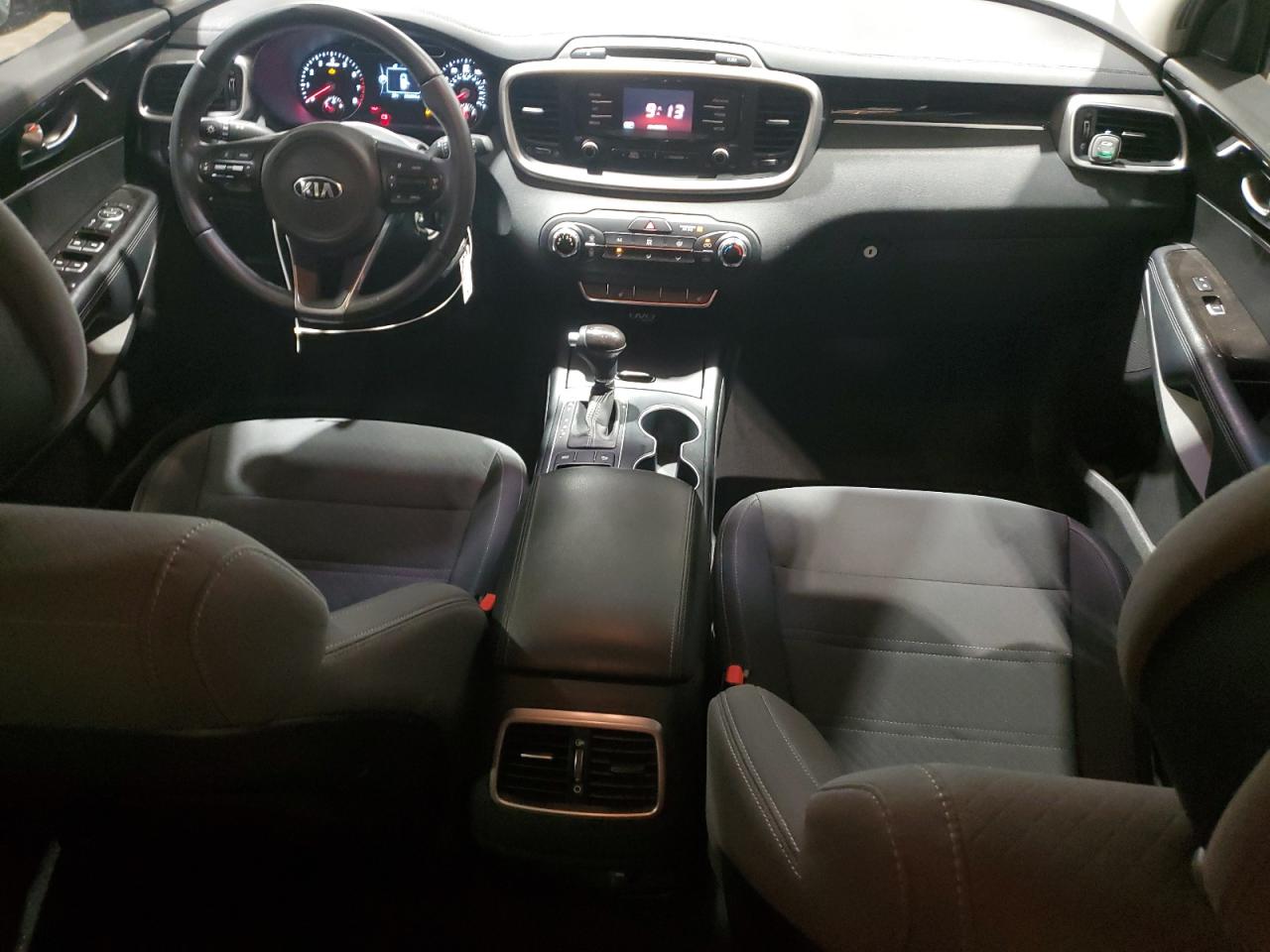 2016 Kia Sorento - Image 8