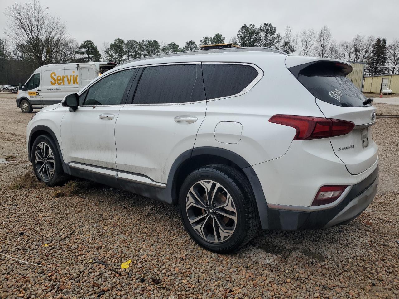 2019 Hyundai Santa Fe - Image 2