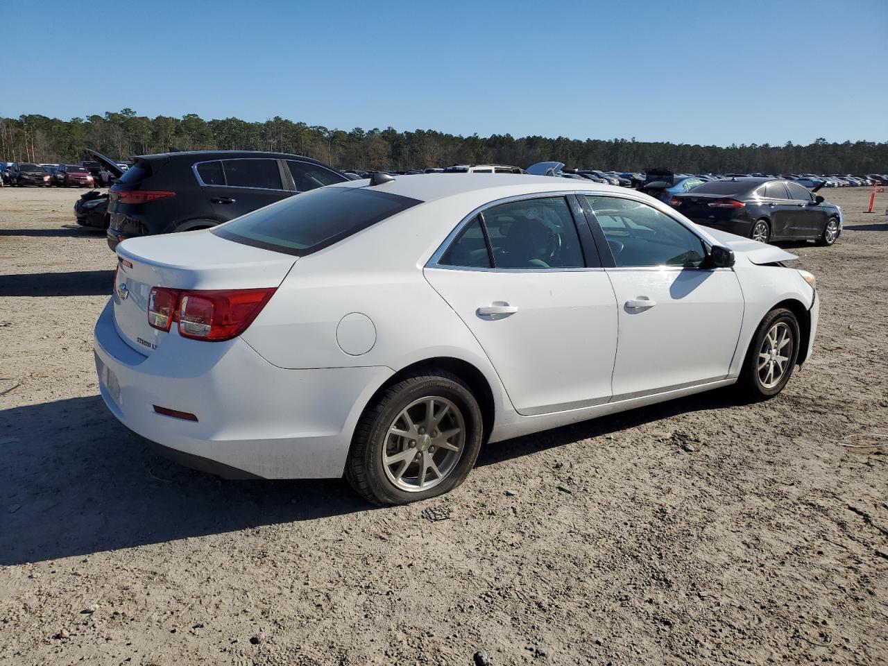2014 Chevrolet Malibu - Image 3