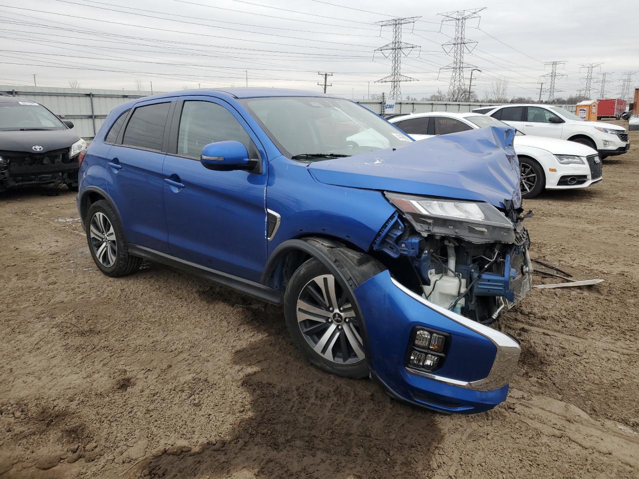 2021 Mitsubishi Outlander - Image 4