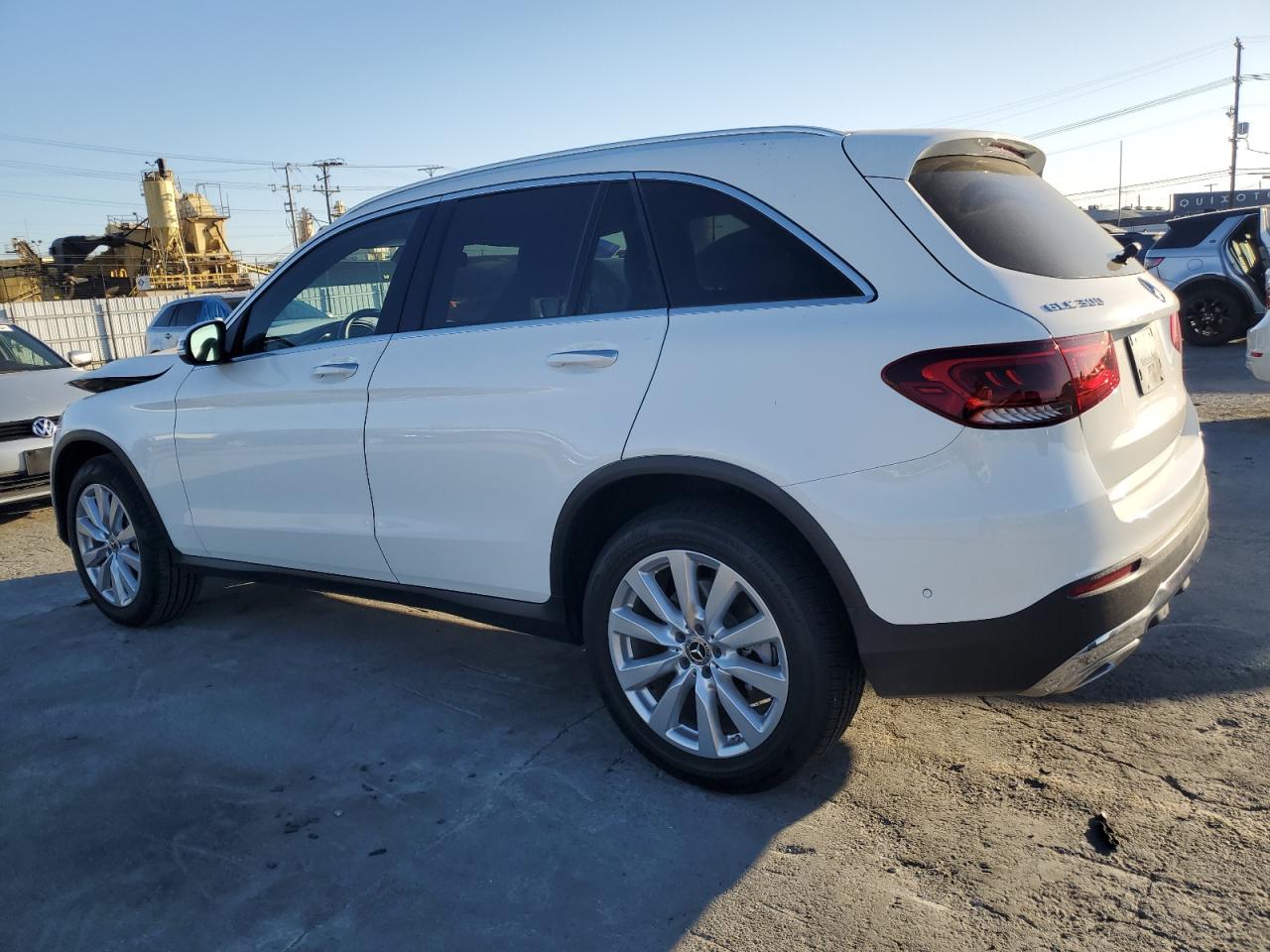 2021 Mercedes-Benz GLC - Image 2