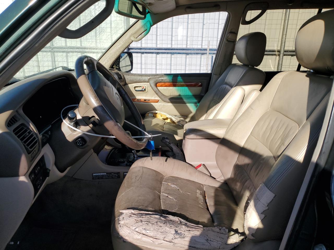 1999 Lexus LX - Image 7